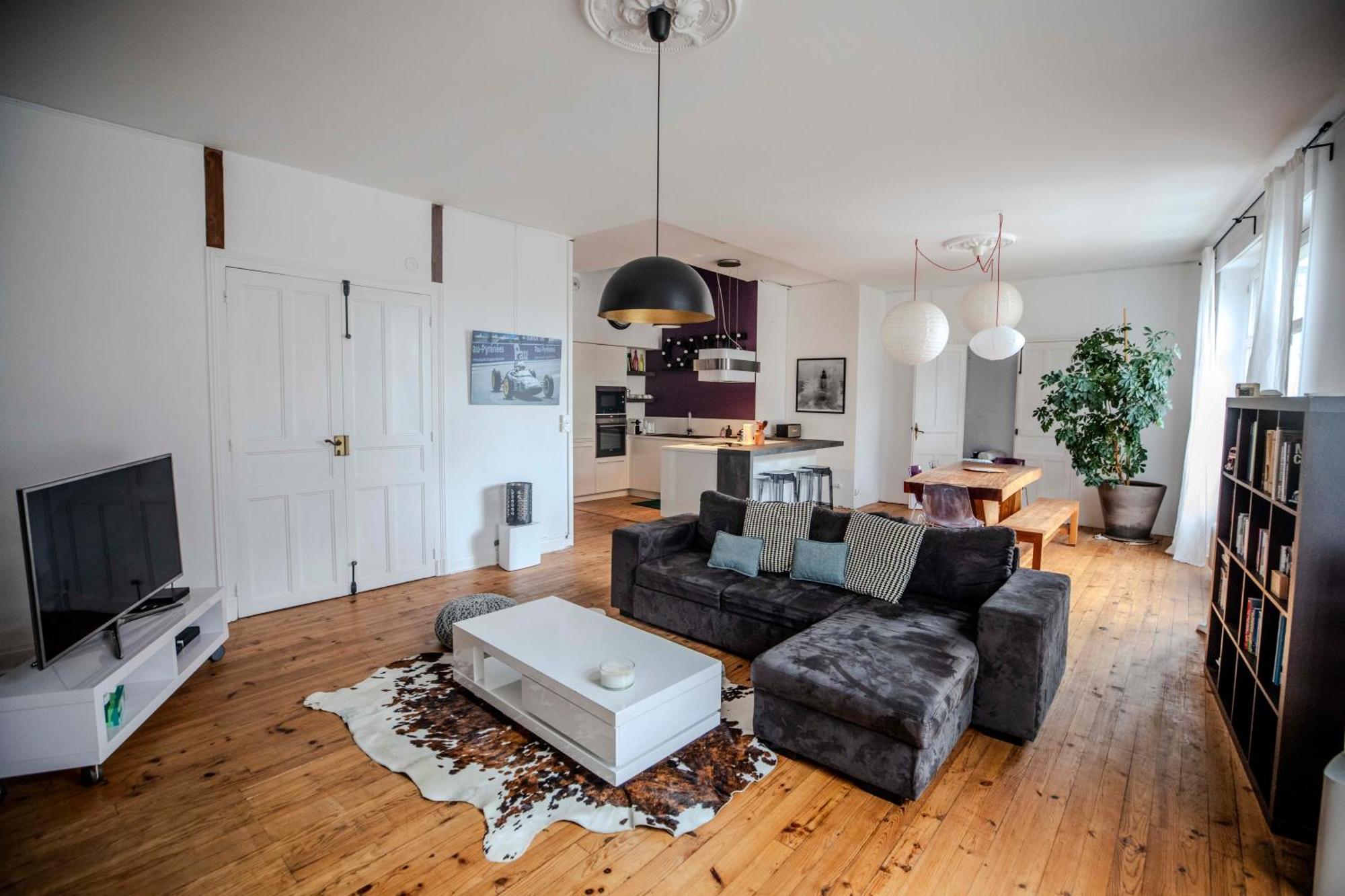 L'Appartement Lieu De Qualite En Centre Ville De Pau Extérieur photo